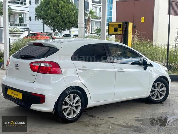 BEY CLASS'DAN KİA RİO 1.4 CRDI COMFORT 140 BİNDE