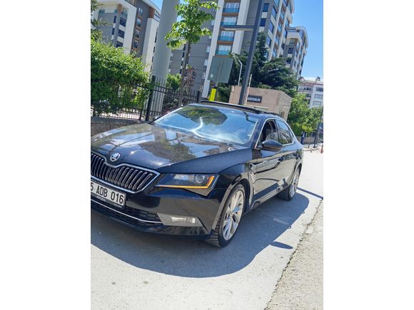 Sahibinden Skoda SuperB 1.6 TDI Prestige 2016 model 240.000 km de