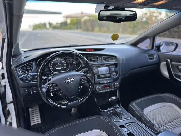 *HATASIZ PREMİUM HAFIZALI K 119.000 Km 2015
