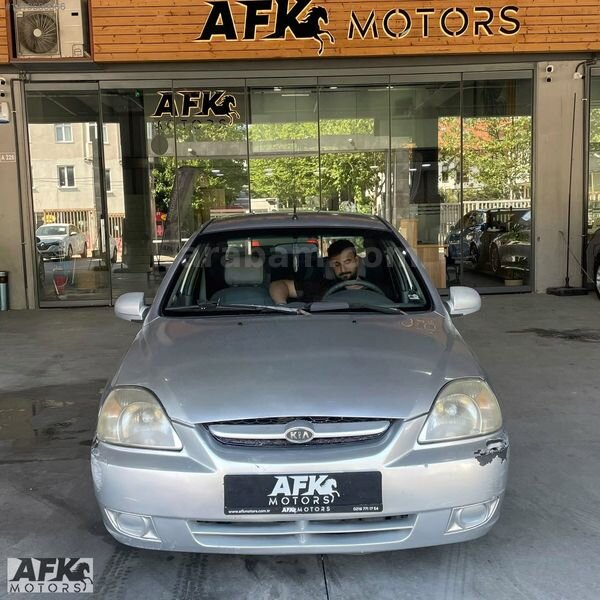 Galeriden Kia Rio 1.3 Trend 2005 Model İstanbul 281.000 km Gri