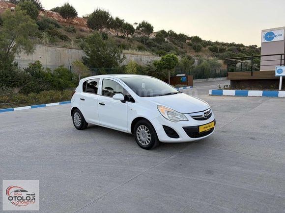 OTOLOJİ den EKONOMİK OPEL CORSA DİZEL