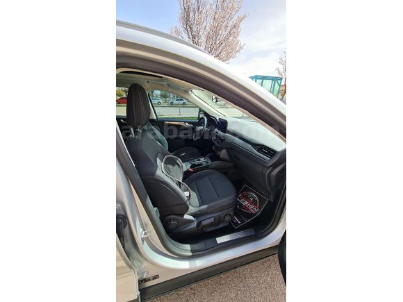 Sahibinden Ford Kuga 1.5 EcoBlue Titanium 2020 Model