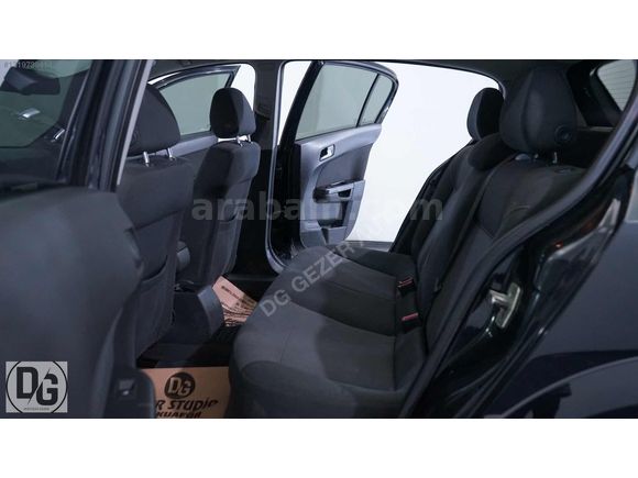 DG GEZER AUTO'DAN BAKIMLI OTOMATİK 2011 ASTRA 1.3CDTI 192BİN KM