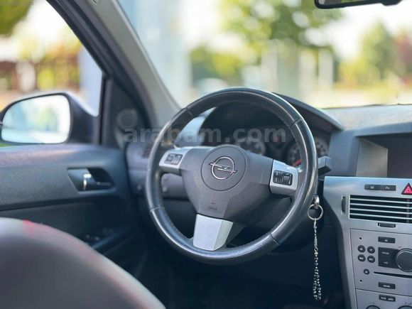 178.000 KM BAKIMLI TEMİZ 1.3 CDTI ASTRA