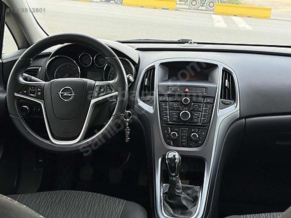 55KOÇ AUTO GARAJ'DAN 2013 OPEL ASTRA 1.3 SPORT HATASIZZ