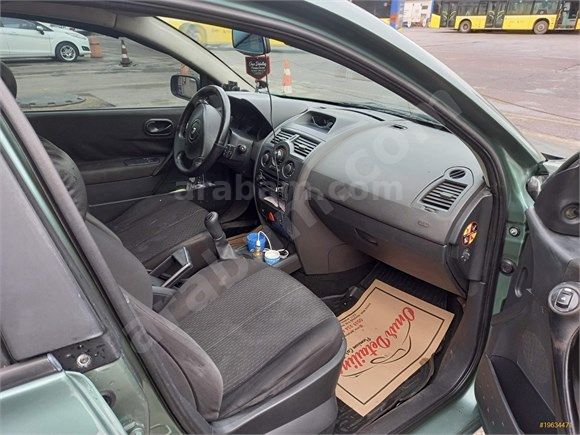 Sahibinden Renault Megane 1.4 Authentique 2004 Model  310.000 km Yeşil (metalik)