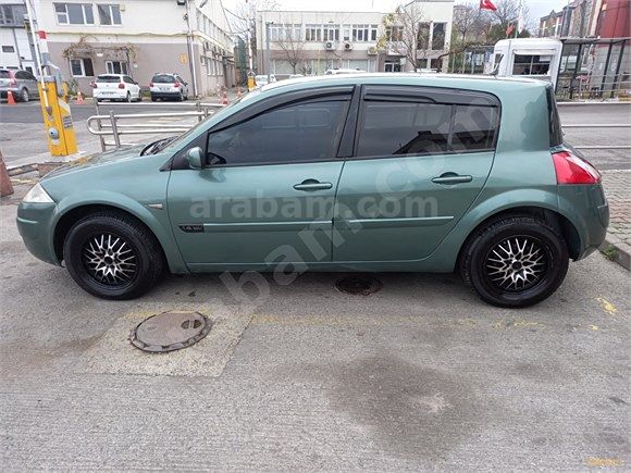 Sahibinden Renault Megane 1.4 Authentique 2004 Model  310.000 km Yeşil (metalik)