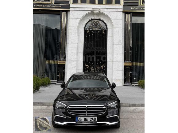 MERCEDESBENZ-CERTİFİED BAYİ ÇIKIŞLI VE BAKIMLI 4 MATİC EDİTİON 1