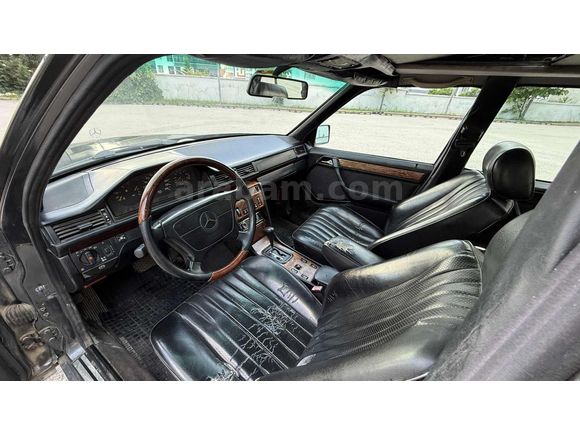 VOİCE'DEN OTOMATİK KARE MOTOR E 200