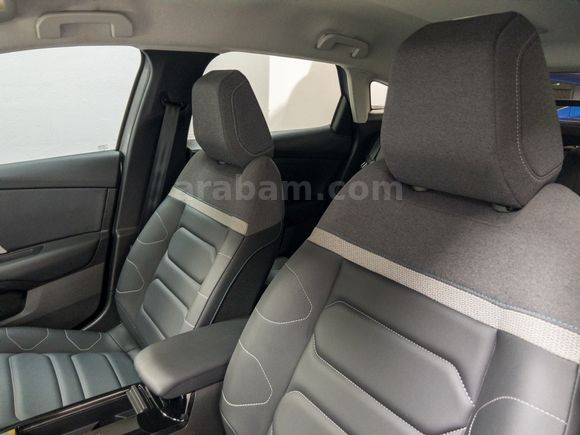 "%0 FAİZ KREDİ"2024 CITROEN C4 1.2 PURETECH SHINE "TRAMERSIZ"