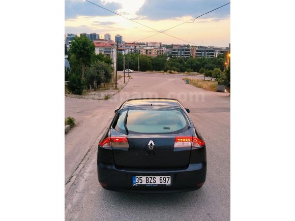 Sahibinden Renault Laguna 1.6 Privilege 2008 Model