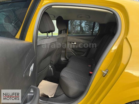 2021 BOYASIZ DEĞİŞENSİZ PEUGEOT 208 OTOMATİK VİTES %0.99 KREDİ