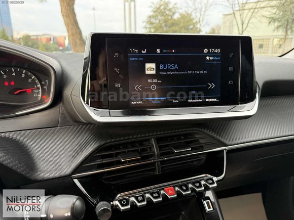 2021 BOYASIZ DEĞİŞENSİZ PEUGEOT 208 OTOMATİK VİTES %0.99 KREDİ