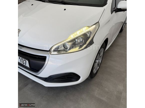 LAVİN AUTO 2015 PEUGEOT 208 NAVİGASYON OTM K.K 12AY