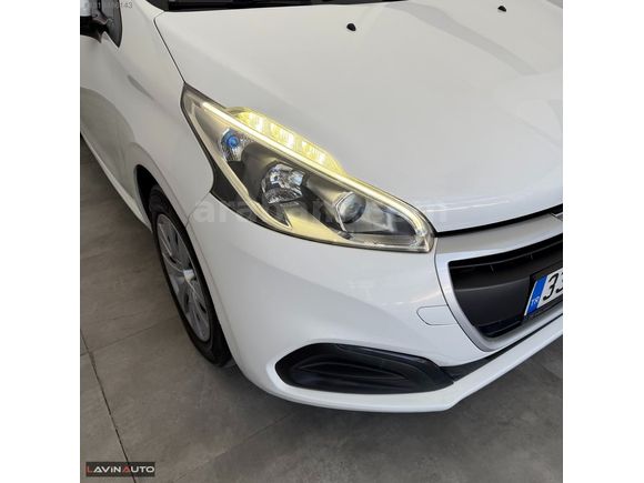 LAVİN AUTO 2015 PEUGEOT 208 NAVİGASYON OTM K.K 12AY