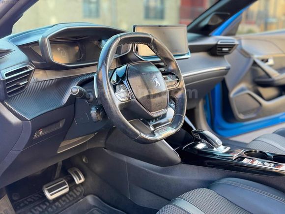 PEUGEOT 208 GT CAM TAVAN SERVİS BAKIMLI