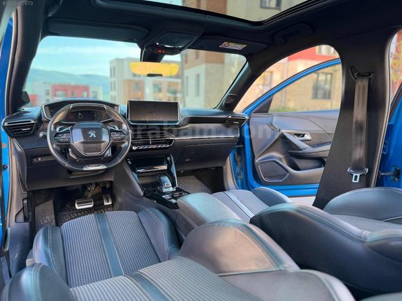 PEUGEOT 208 GT CAM TAVAN SERVİS BAKIMLI