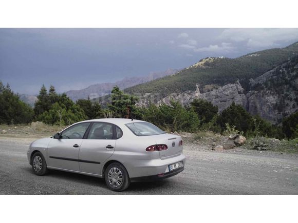 Sahibinden Seat Cordoba 1.4 TDI Stella 2004 Model  300.000 km Gri (Gümüş)