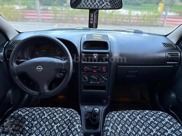 EMSALSİZ_1998_ASTRA_1.6_16VALF_GL_KLİMA_BUZ