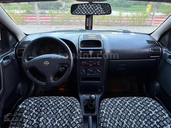 EMSALSİZ_1998_ASTRA_1.6_16VALF_GL_KLİMA_BUZ