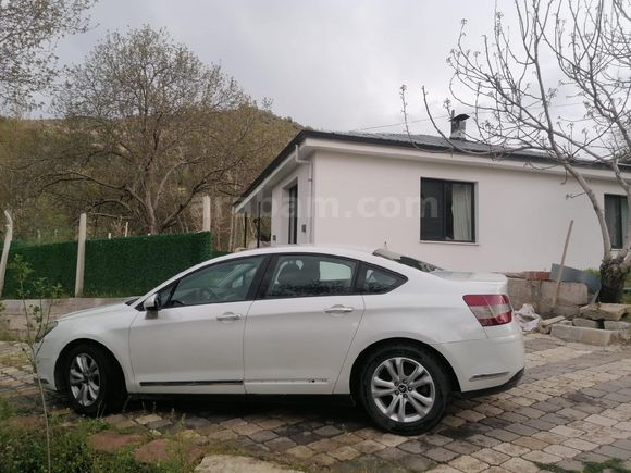 Sahibinden Citroen C5 1.6 e-HDi Confort 2011 Model