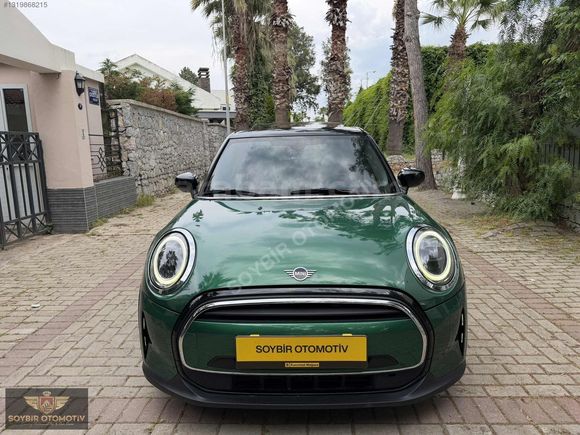 MİNİ COOPER 1.5 CLASSİC CAM TAVAN LANSMAN RENK