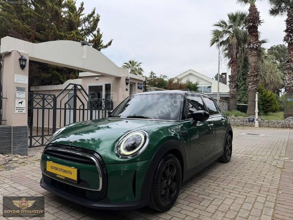 MİNİ COOPER 1.5 CLASSİC CAM TAVAN LANSMAN RENK