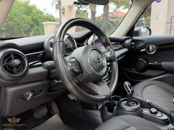 MİNİ COOPER 1.5 CLASSİC CAM TAVAN LANSMAN RENK