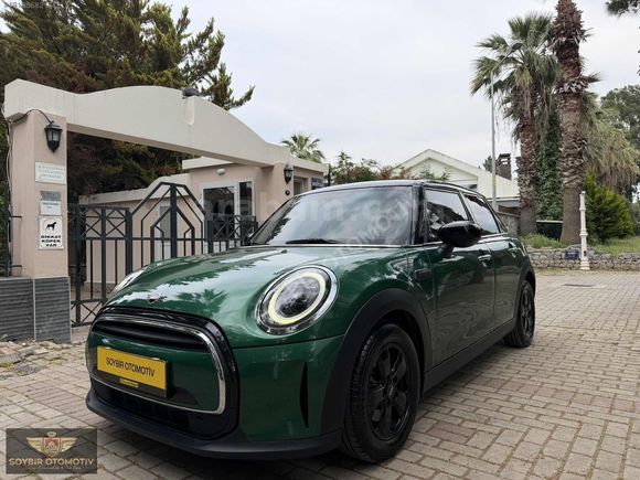 MİNİ COOPER 1.5 CLASSİC CAM TAVAN LANSMAN RENK