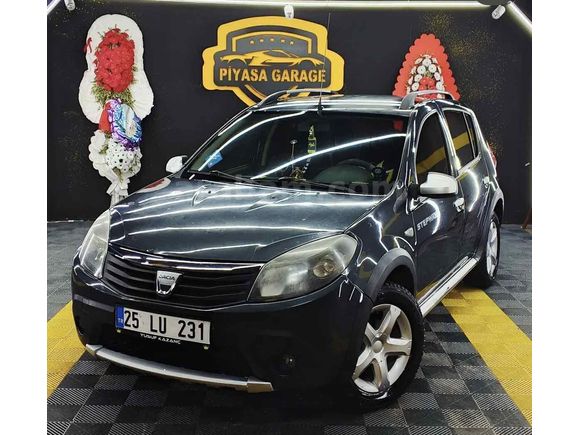 Sahibinden Dacia Sandero 1.6 Stepway 2011 Model 