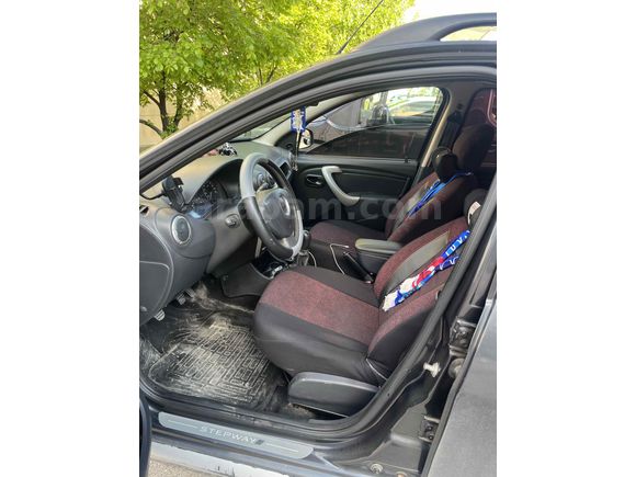 Sahibinden Dacia Sandero 1.6 Stepway 2011 Model 