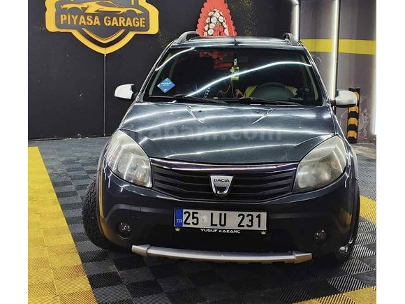 Sahibinden Dacia Sandero 1.6 Stepway 2011 Model 