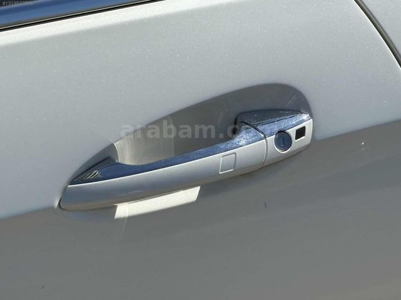 HAKAN'DAN DÜŞÜK KM FULL YETKİLİ SERVİS BAKIMLI E350 CDİ