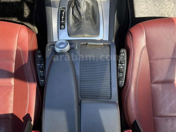 HAKAN'DAN DÜŞÜK KM FULL YETKİLİ SERVİS BAKIMLI E350 CDİ