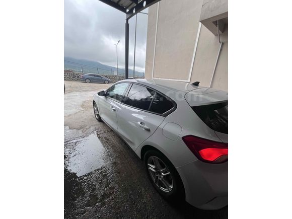 Sahibinden Ford Focus 1.5 Ti-VCT Trend X 2020 Model 