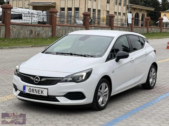 HATASIZ BOYASIZ 2021 OPEL ASTRA 1.5D EDİTİON 122 BG OTOMATİK
