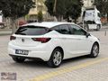 HATASIZ BOYASIZ 2021 OPEL ASTRA 1.5D EDİTİON 122 BG OTOMATİK