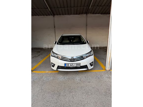 Askeri personelden Boyasız orjinal 86500 km de Toyota Corolla 1.4 D-4D Advance 2015 Model