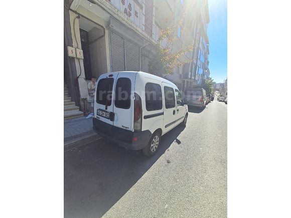 Sahibinden Renault Kangoo 1.4 RNA 2001 Model
