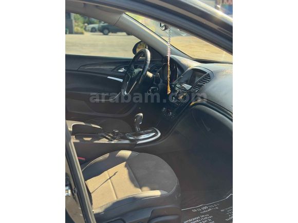 Sahibinden Opel Insignia 2.0 CDTI Cosmo 2010 Model  253.000 km Siyah