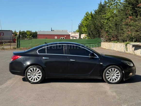 Sahibinden Opel Insignia 2.0 CDTI Cosmo 2010 Model  253.000 km Siyah