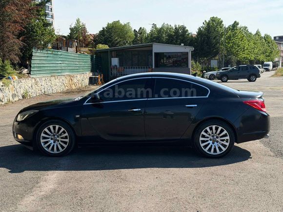 Sahibinden Opel Insignia 2.0 CDTI Cosmo 2010 Model  253.000 km Siyah
