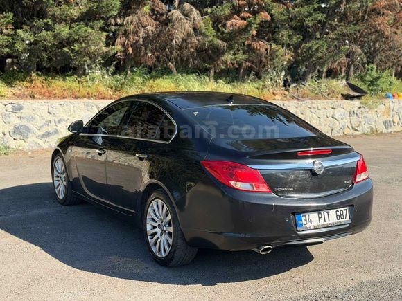 Sahibinden Opel Insignia 2.0 CDTI Cosmo 2010 Model  253.000 km Siyah