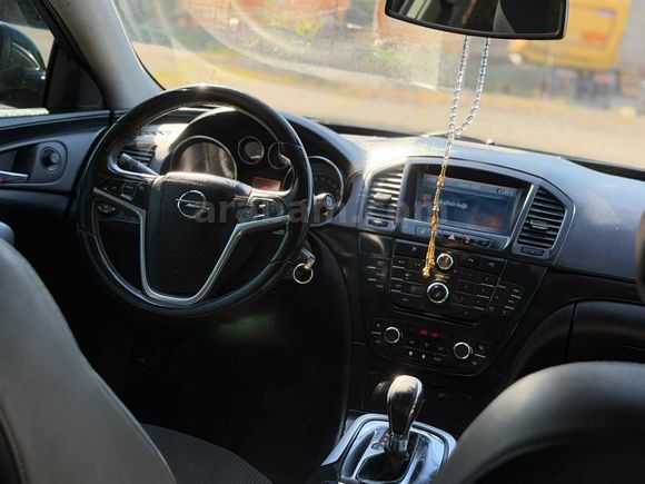 Sahibinden Opel Insignia 2.0 CDTI Cosmo 2010 Model  253.000 km Siyah
