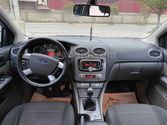 Sahibinden Ford Focus 1.6 TDCi Titanium 2010 Model 