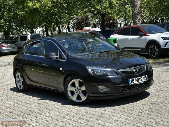 HATASIZ 2011 model 1.3 cdti 95'hp MOTOR YÜRÜYEN MÜKEMMEL