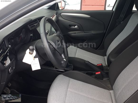 2024 OPEL Corsa 1.2 Edition ORJINAL BOYASIZ BAKIMLI 13 BİN KM