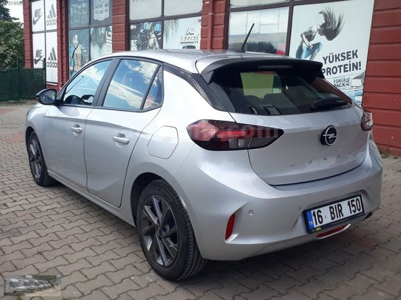 2024 OPEL Corsa 1.2 Edition ORJINAL BOYASIZ BAKIMLI 13 BİN KM