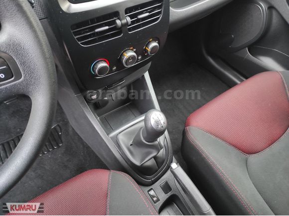 KUMRU OTOMOTİV'DEN 2015 RENAULT CLİO 1.5 dCi Joy 75 HP