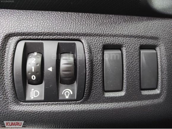 KUMRU OTOMOTİV'DEN 2015 RENAULT CLİO 1.5 dCi Joy 75 HP